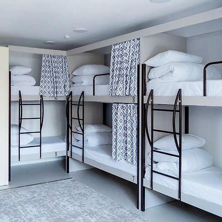 Compass Hostel Sydykova Bisjkek Eksteriør billede